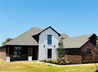 4065 Great Redwood Rd, Norman, OK 73072