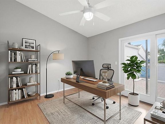 4th image of 825 WATERSIDE LANE