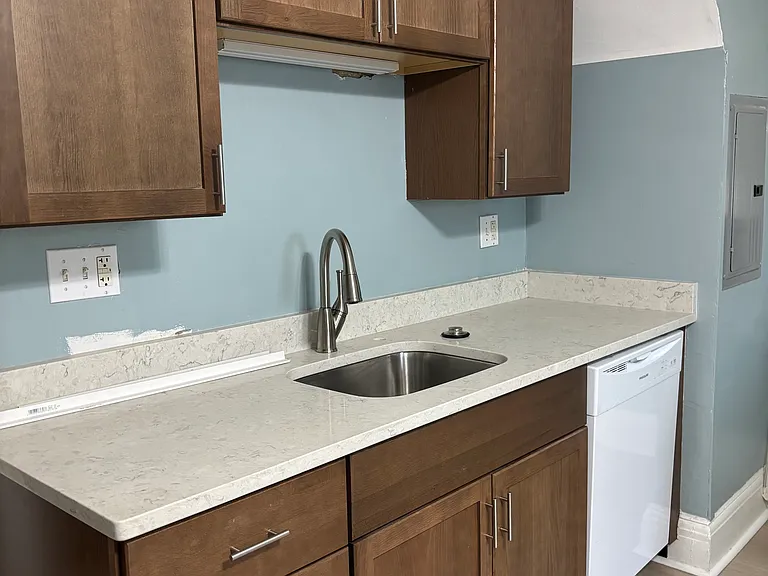417 S Winebiddle St #3 — Photo 1
