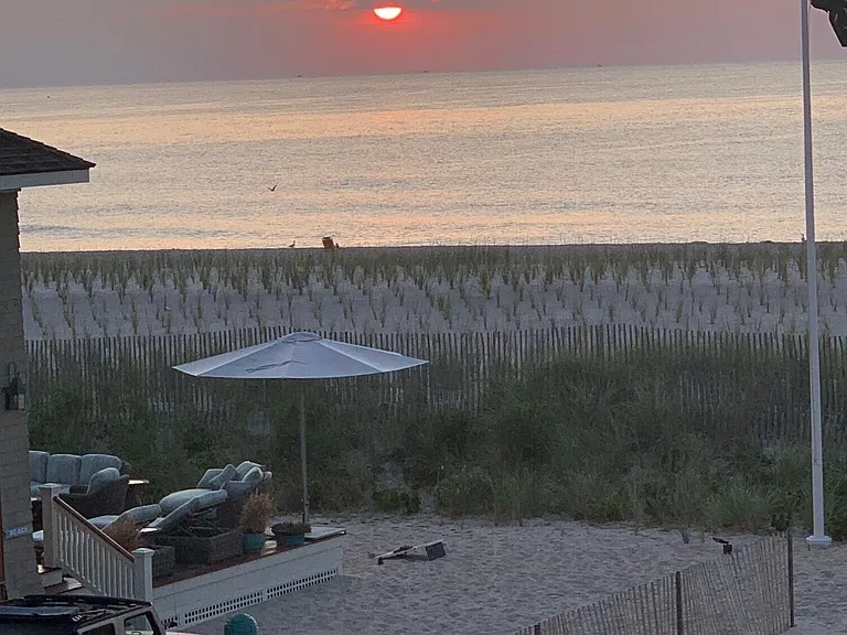 15 S Surf Rd — Photo 17
