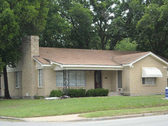 View of home from Corner of Riverside and Goldenrod
