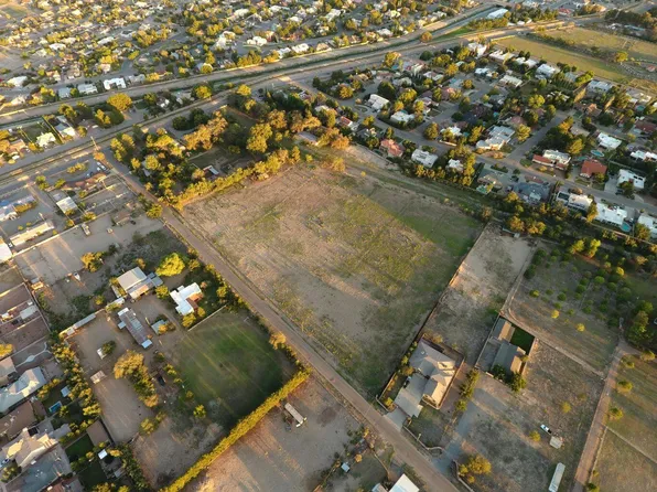 408 Clayton Rd, El Paso, TX 79932