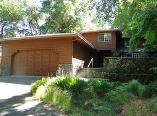 9885 Mill Station Rd, Sebastopol, CA 95472
