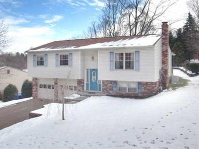 129 Old Farm Dr, Pittsburgh, PA, 15239