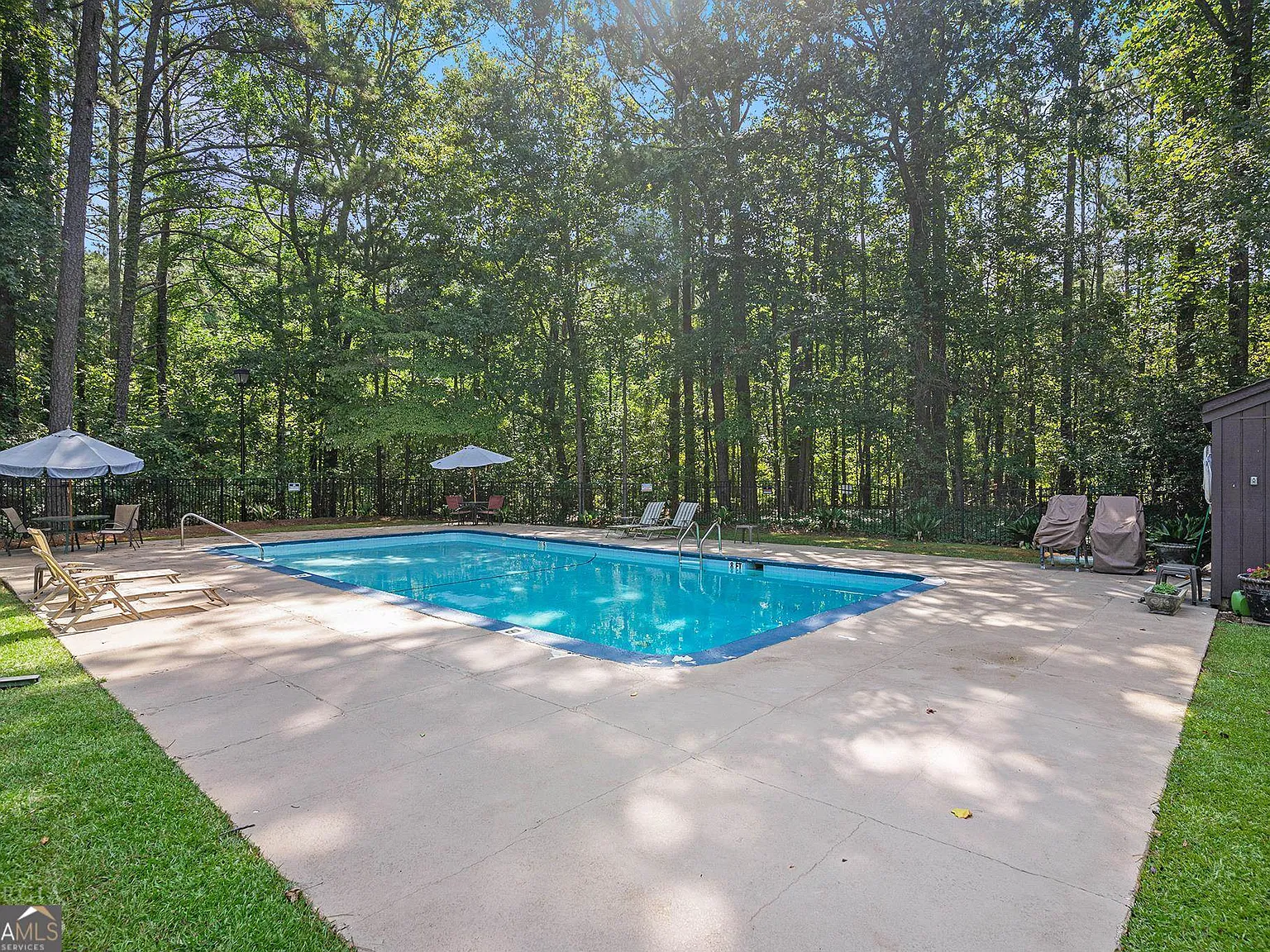 3 bed, 2.5 bath, 1774 sqft, $2,500 — Photo 4