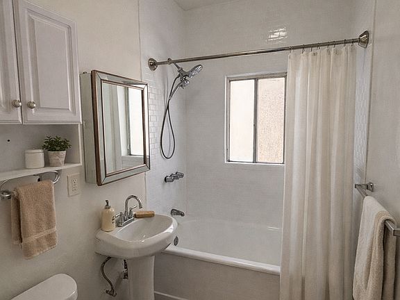 4th image of 2869 San Marino St APT 210