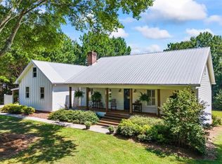 2492 Claude Brewer Rd, Loganville, GA 30052
