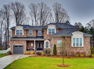 1548 Prickly Ln, Waxhaw, NC 28173