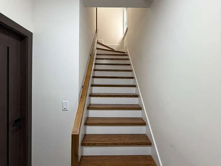 13 W 13th St #1 — Photo 3