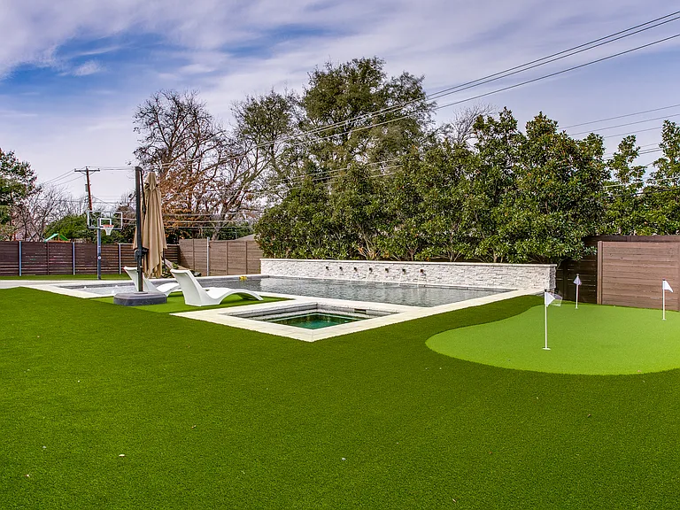 7141 Northaven Rd — Photo 37