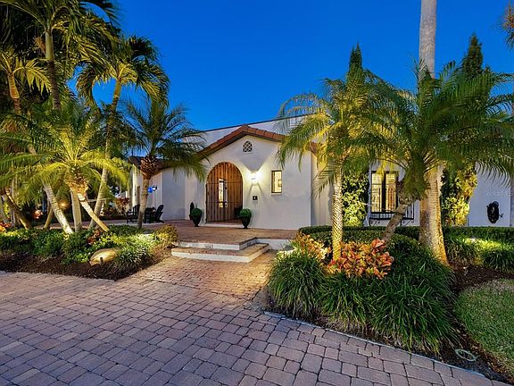 4th image of 319 Bird Key Dr