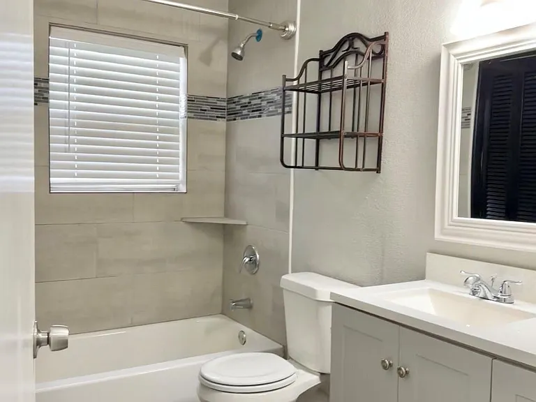 5003 Terry St — Photo 11