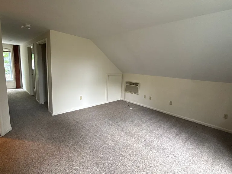 109 Main St — Photo 9