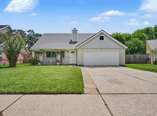 502 Magnolia Cir, League City, TX 77573