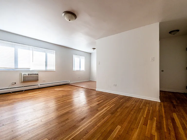 8342-8350 S Ellis Ave Chicago, IL 60619 — Photo 23