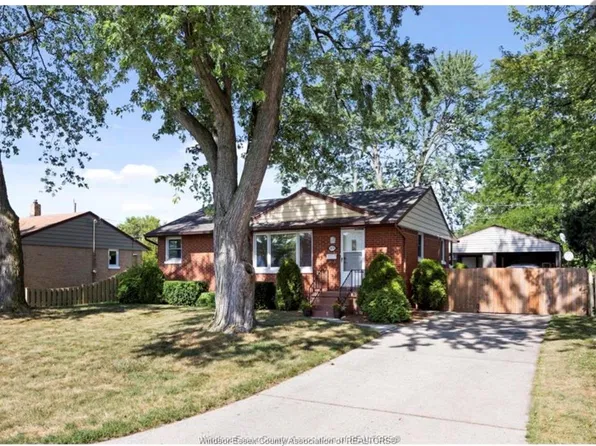 2678 Askin Ave #Basement, Windsor, ON N9E 3H7