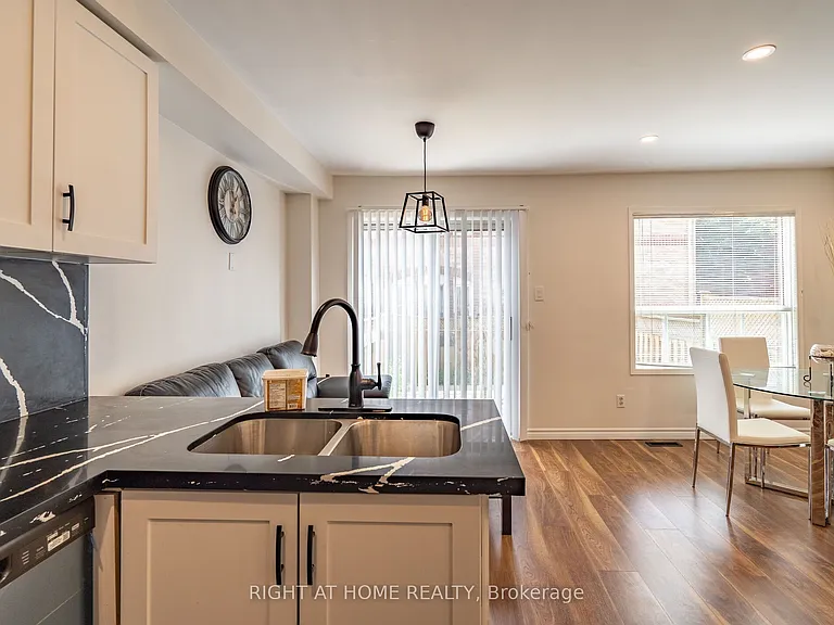 3974 Discovery Ct — Photo 24