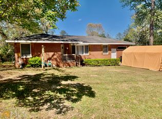 206 Skyway Dr, Warner Robins, GA 31088