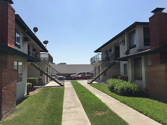 2nd image of 8755 Lomita Dr APT C