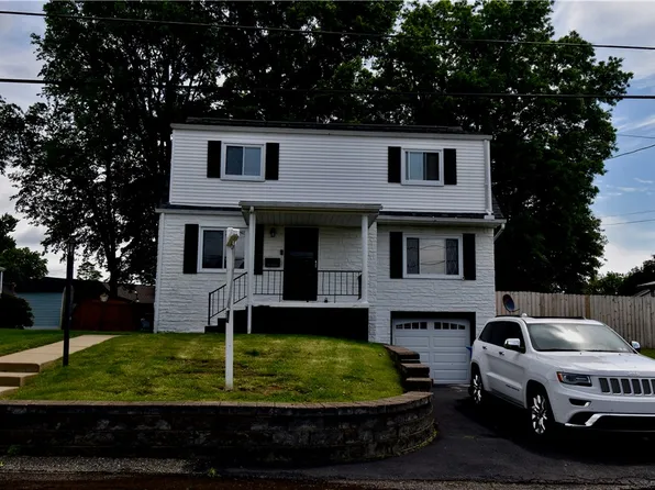 503 Arizona Dr, New Kensington, PA 15068