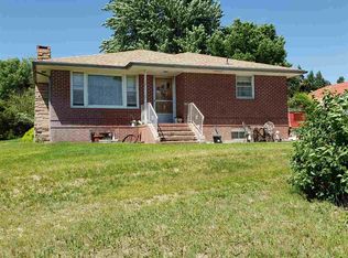 7491 N Eshelman Rd, North Platte, NE 69101