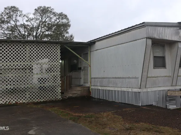 131 N 7th St, Eunice, LA 70535
