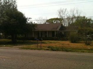 838 S Chataignier St, Ville Platte, LA 70586