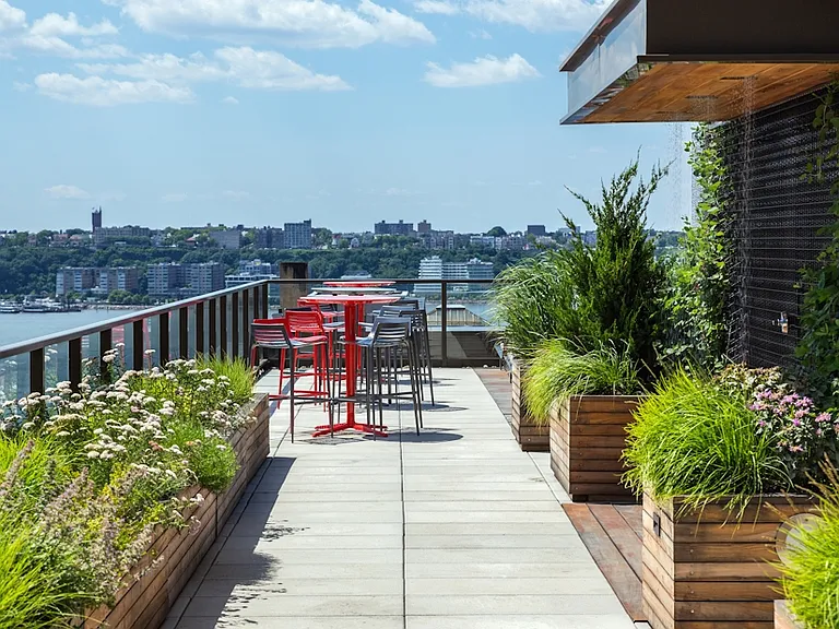 525 W 52nd St #14GS — Photo 8