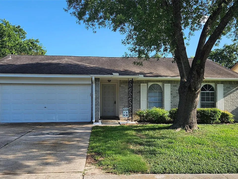 10115 Enchanted Stone Dr