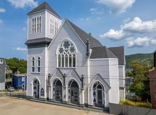 39 Queens Rd #2, Saint Johns, NL A1C2A6