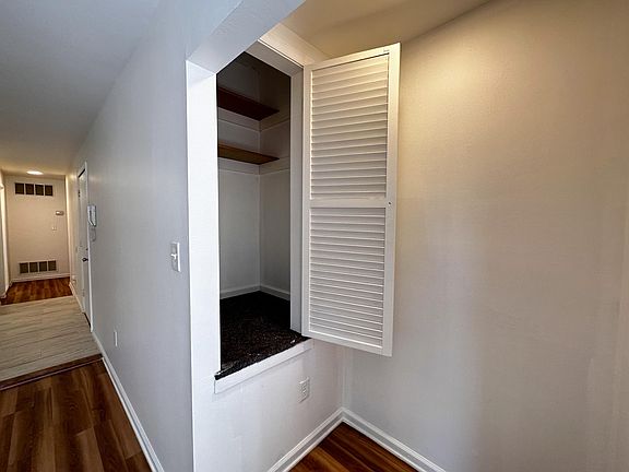 4th image of 1617 E Passyunk Ave APT 2