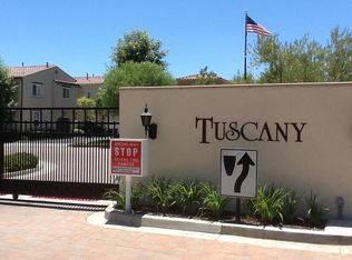 20142 Pienza Ln, Northridge, CA 91326