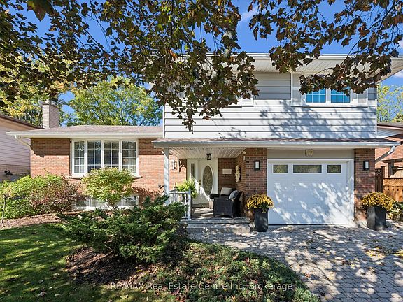 3rd image of 47 Lambert Cres