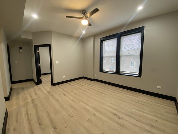 2nd image of 3848 W Hirsch St #11058896