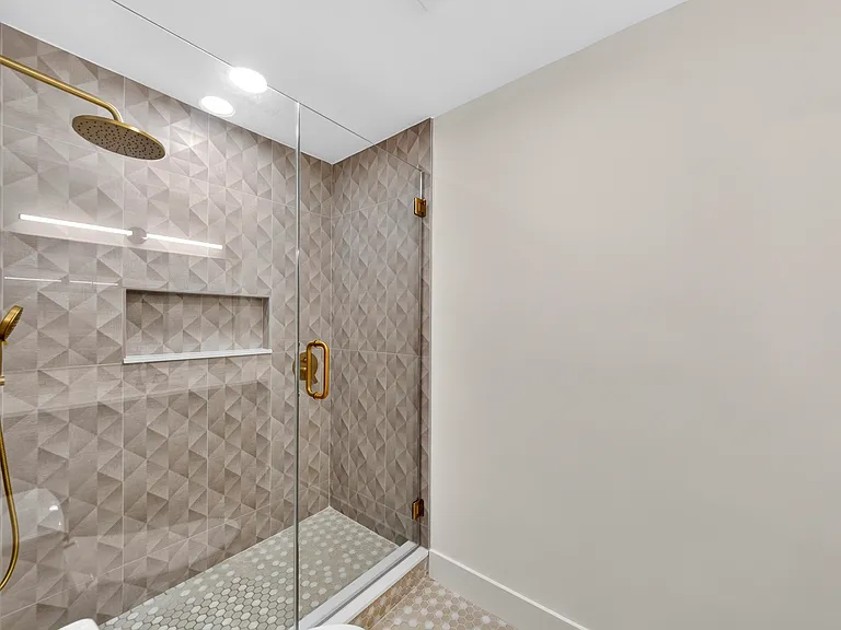 4008 Acapulco St — Photo 20