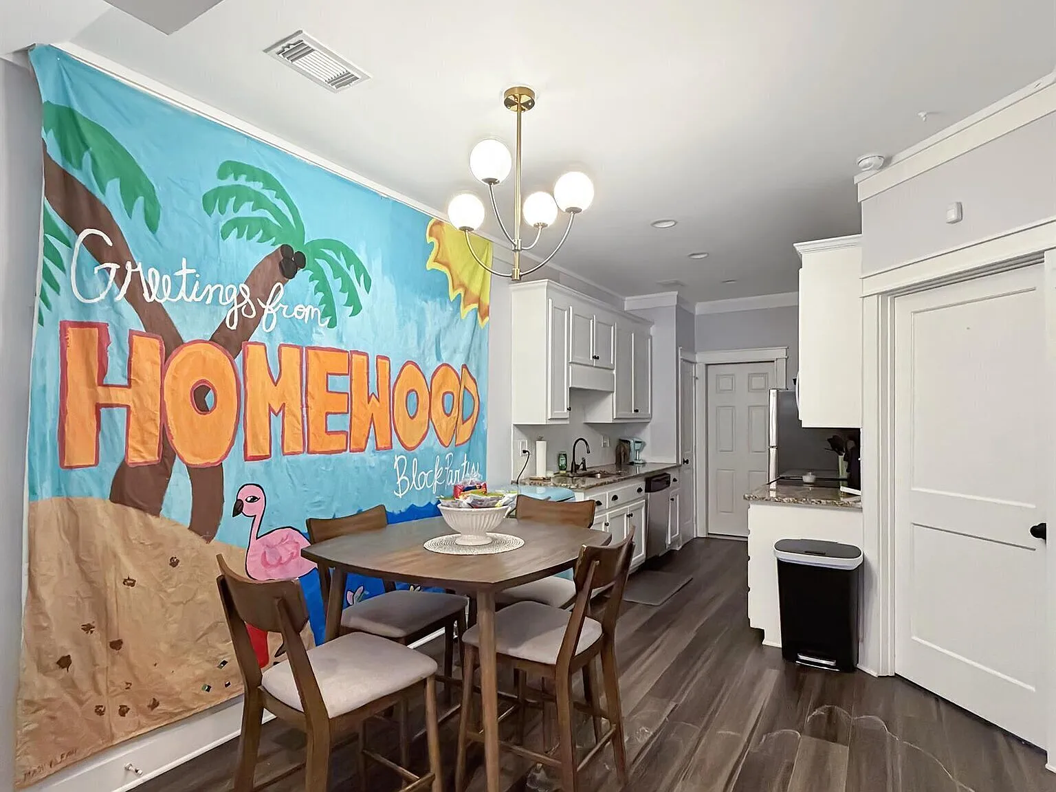 917 Homewood Dr — Photo 3