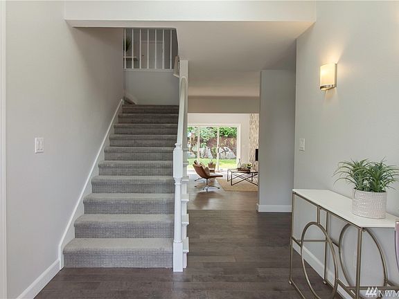 3rd image of 2518 Taylor Dr