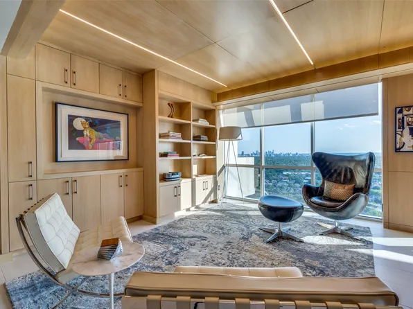 6211 W Northwest Hwy APT 2607, Dallas, TX 75225