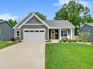 1643 Mulligan Dr SW, Wyoming, MI 49519