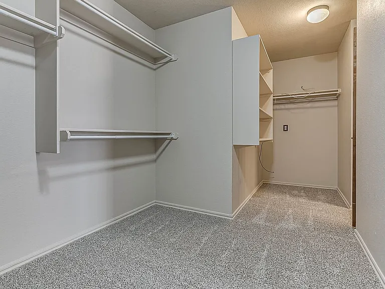 2224 NW 157th Ter — Photo 35