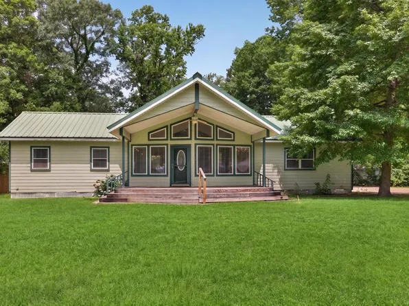 282 Holly Bay Cir, Hemphill, TX 75948