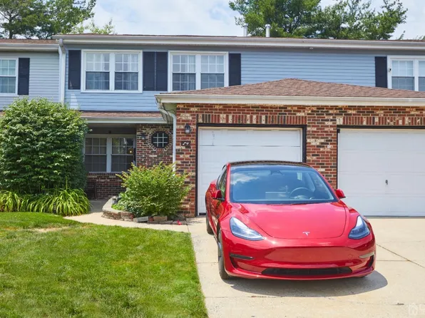 24 Hamilton Dr, Spotswood, NJ 08884