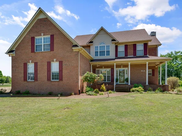 1326 Charleston Ln, Columbia, TN 38401