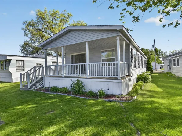 563 Willow Dr, Coldwater, MI 49036
