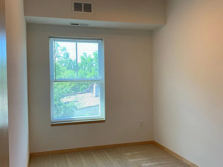 3020 University Ave SE — Photo 12