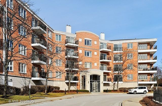 1st image of 451 Town Place Cir APT 310