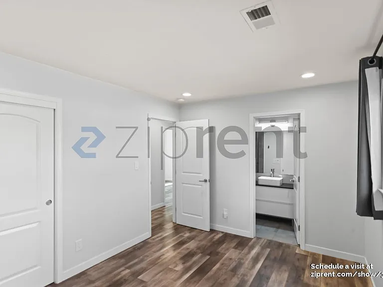 1796 Wyrick Ave — Photo 16