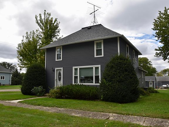 3rd image of 1069 Pine St