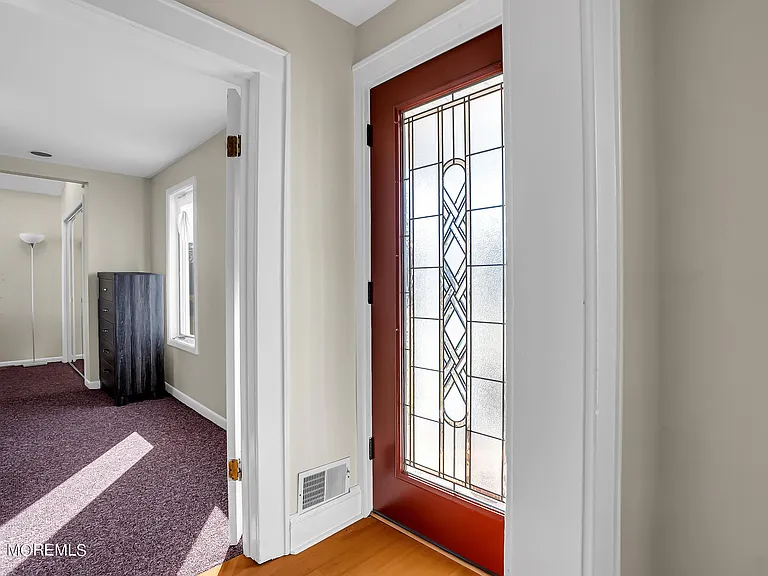 459 W Park Ave — Photo 18