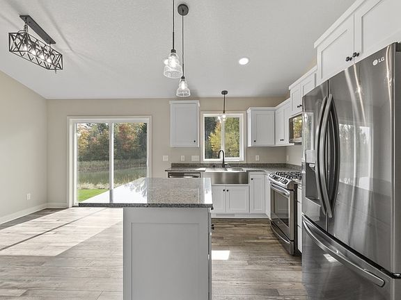 5th image of 8133 Hummingbird Ln #O17wso